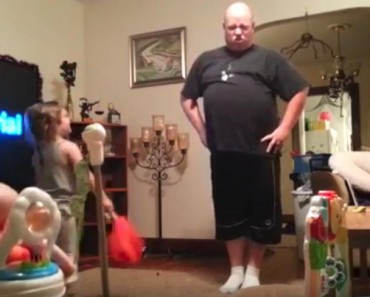Mom Finds Out How Dad Watches The Kids! Mom Finds Out How Dad Watches The Kids!